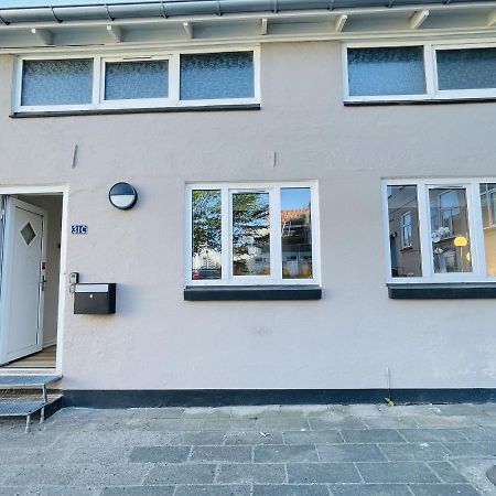 Aday - Charming Apartment In The Pedestrian Street Of Frederikshavn Extérieur photo